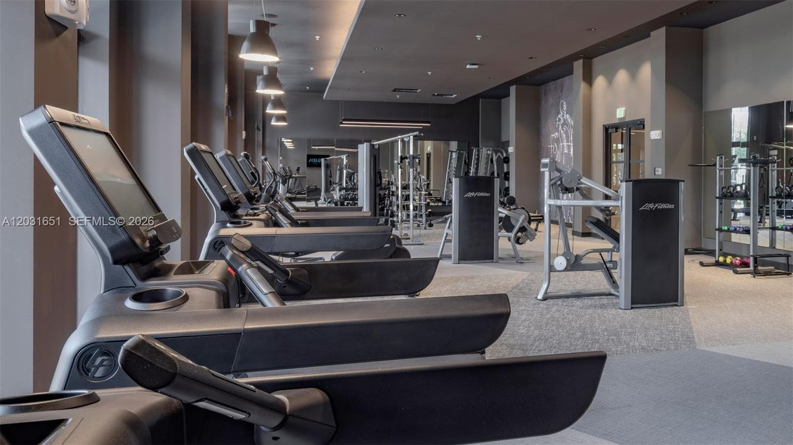 19401 W Dixie Hwy # 233, Miami FL 33180 — 22