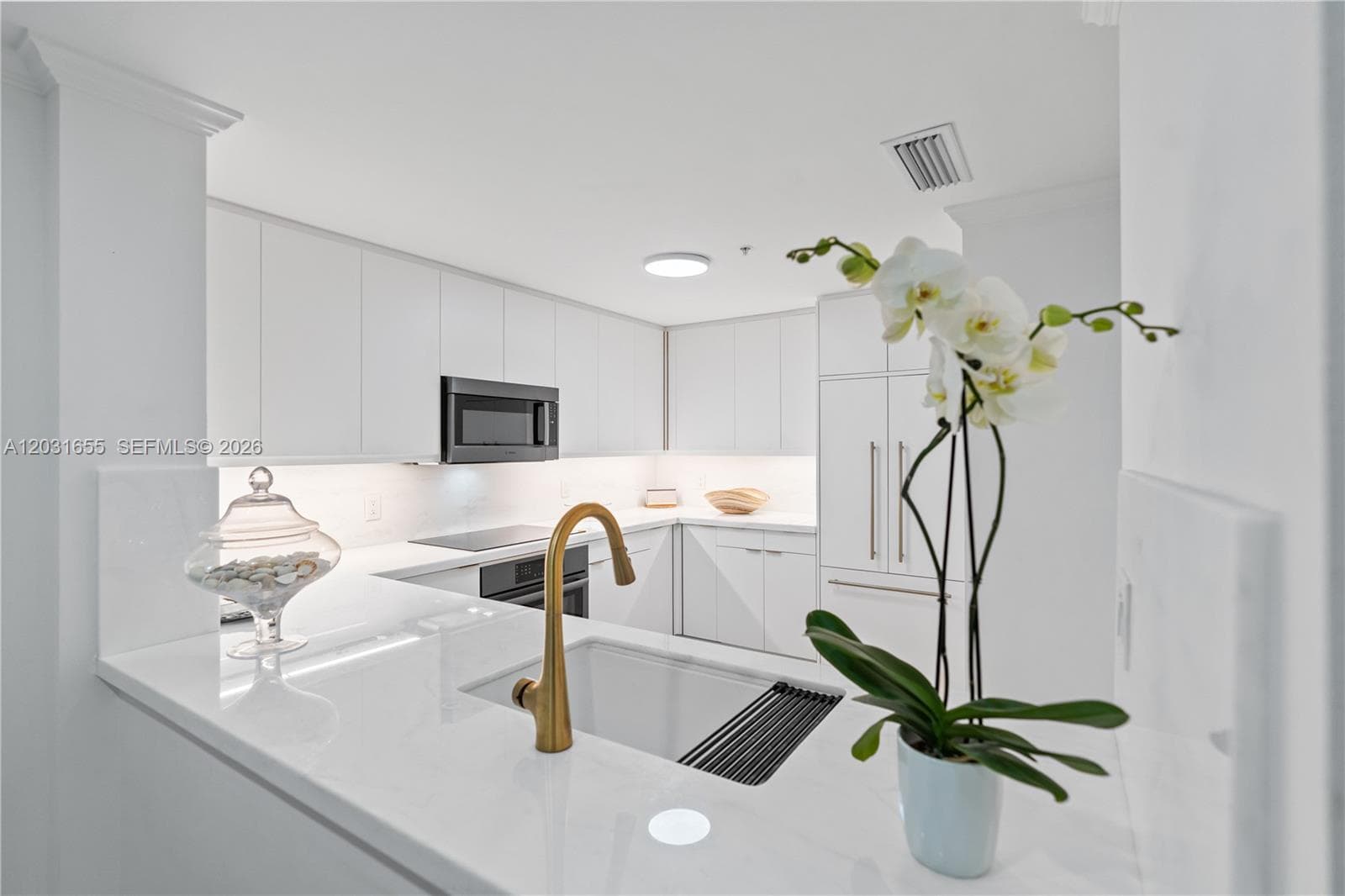 3400 SW 27th Ave # 207, Miami FL 33133 — 6