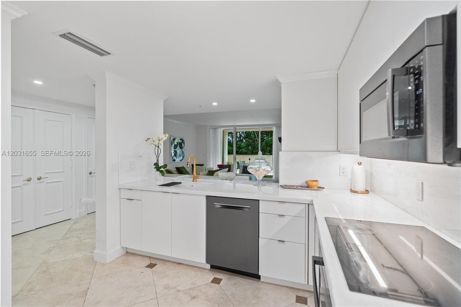 3400 SW 27th Ave # 207, Miami FL 33133 — 7