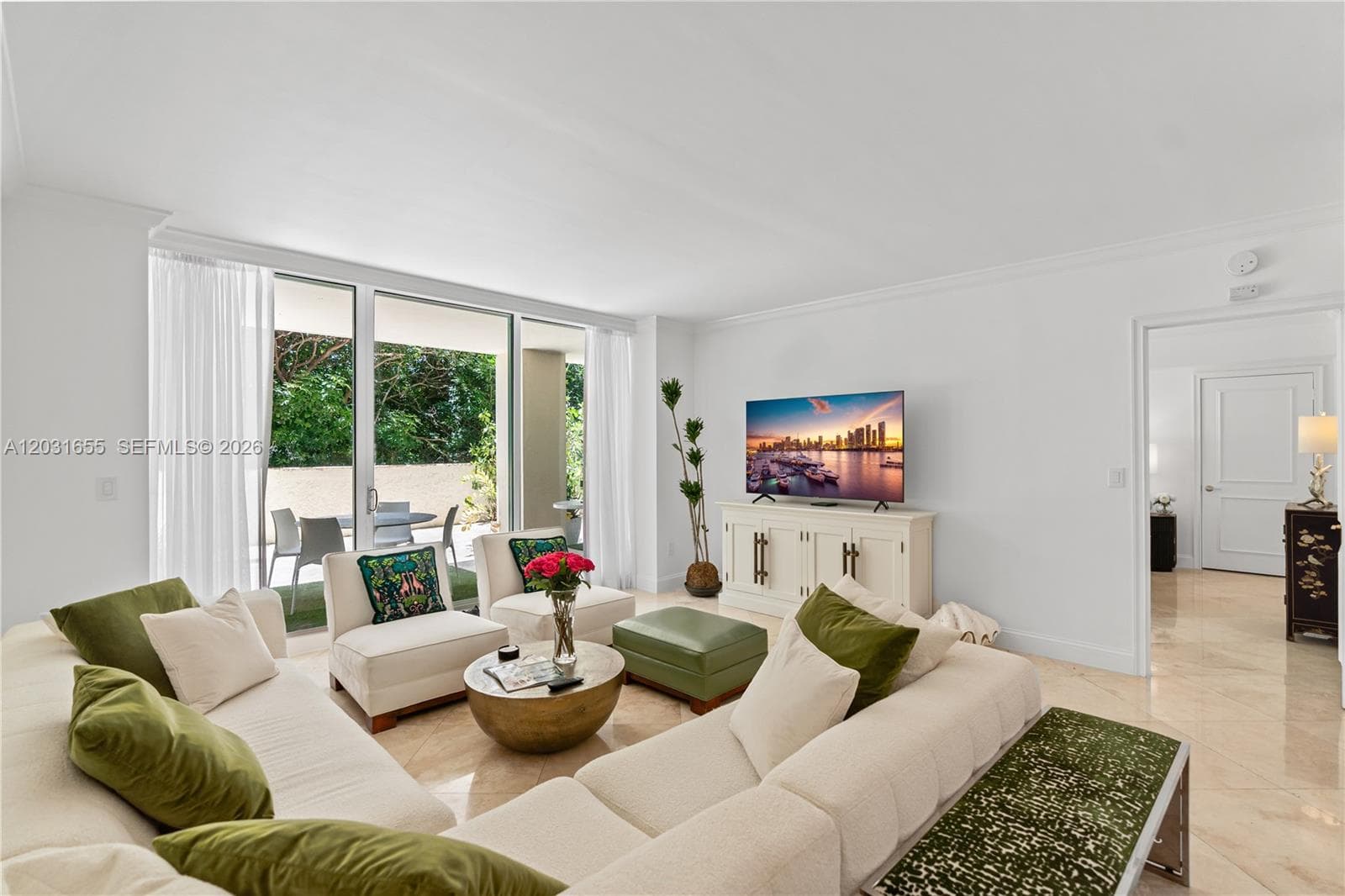 3400 SW 27th Ave # 207, Miami FL 33133 — 1