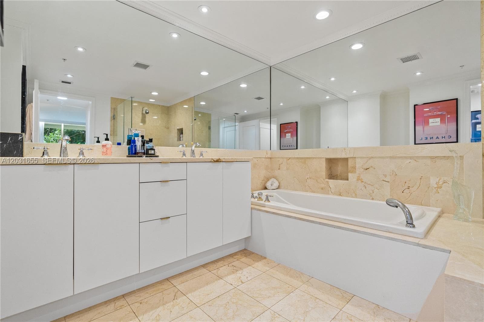 3400 SW 27th Ave # 207, Miami FL 33133 — 20