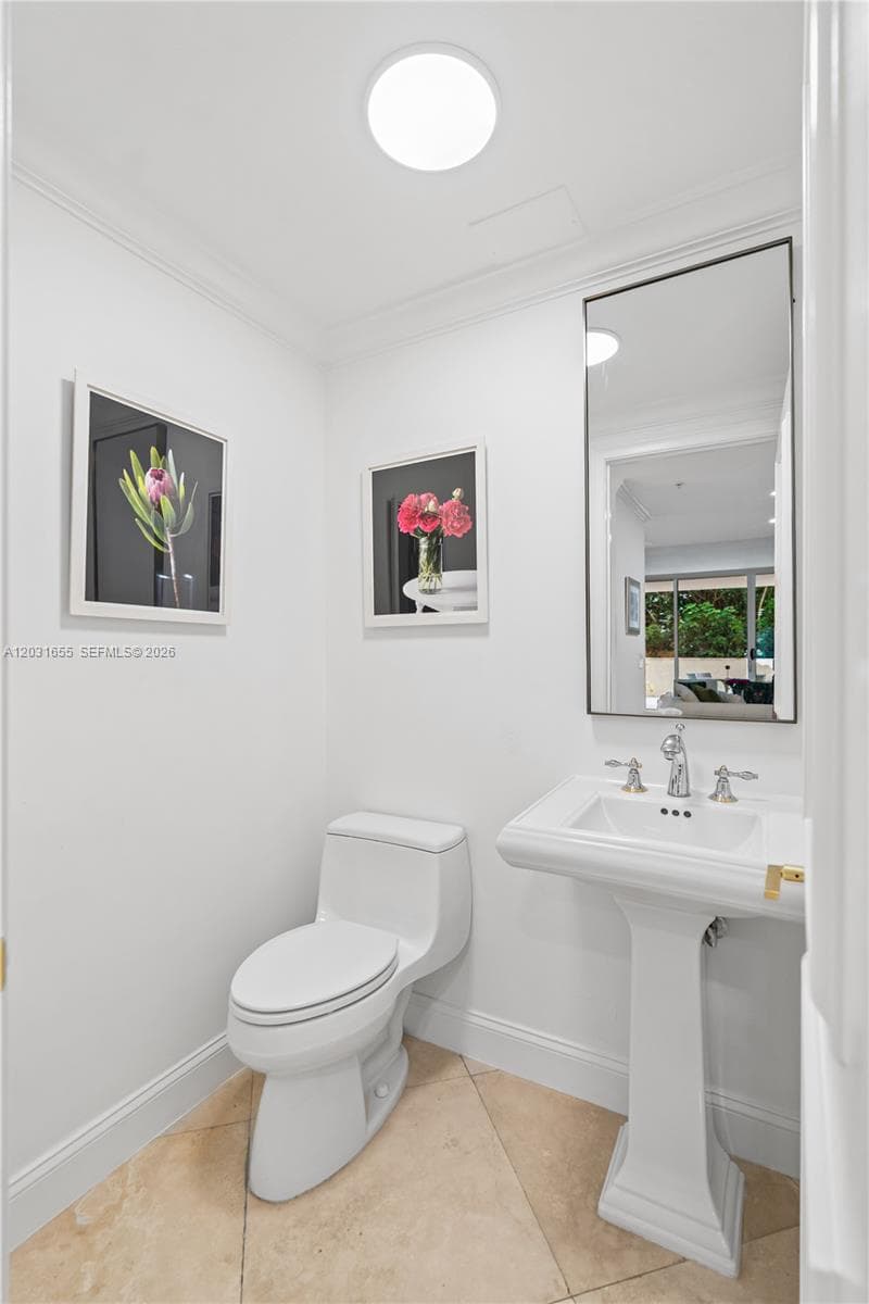 3400 SW 27th Ave # 207, Miami FL 33133 — 11