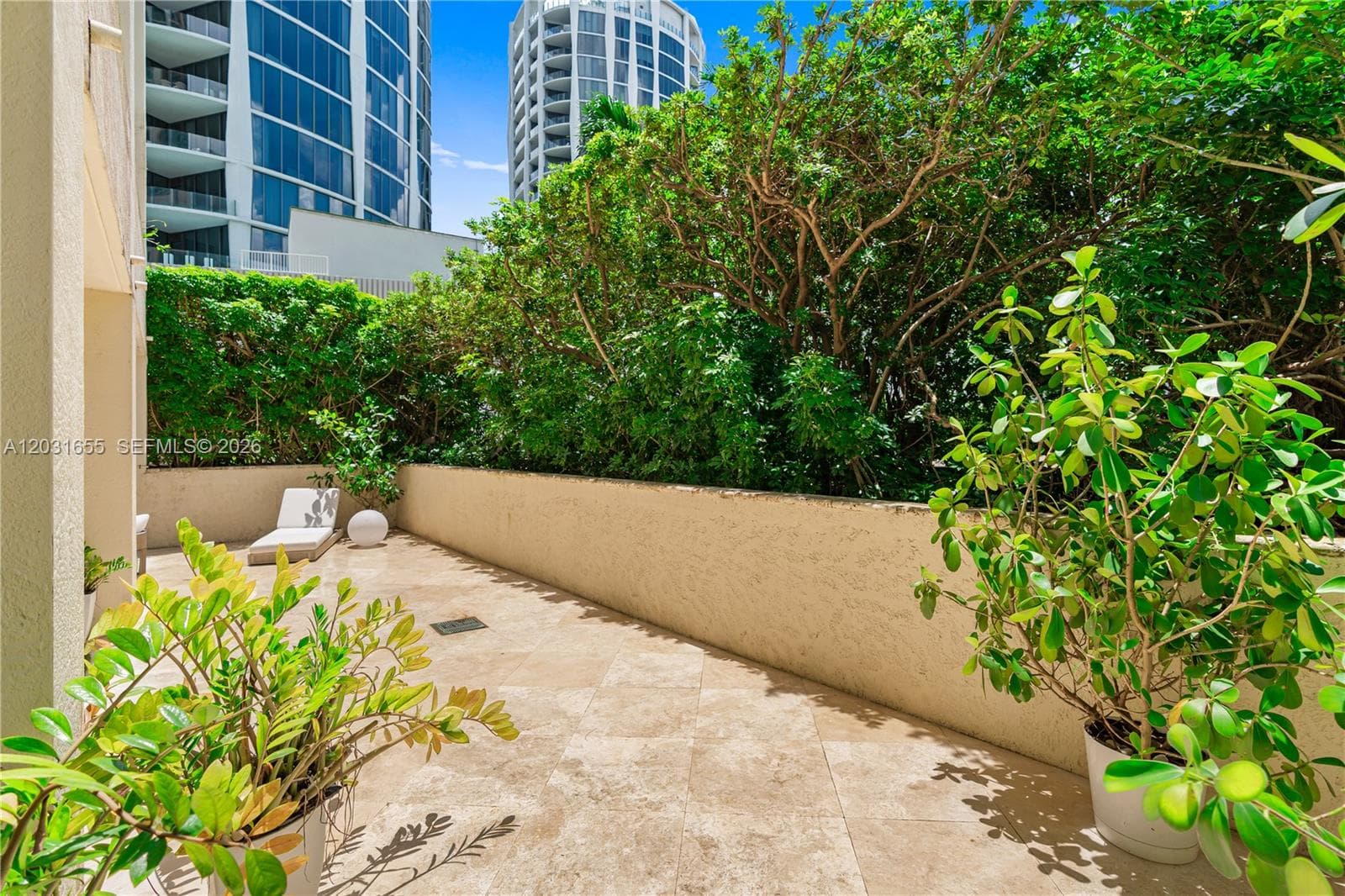 3400 SW 27th Ave # 207, Miami FL 33133 — 29