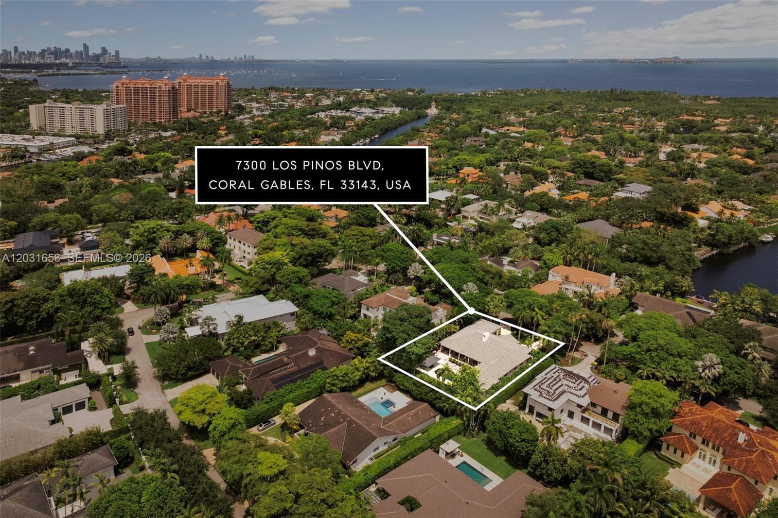 7300 Los Pinos Blvd, Coral Gables FL 33143 — 38