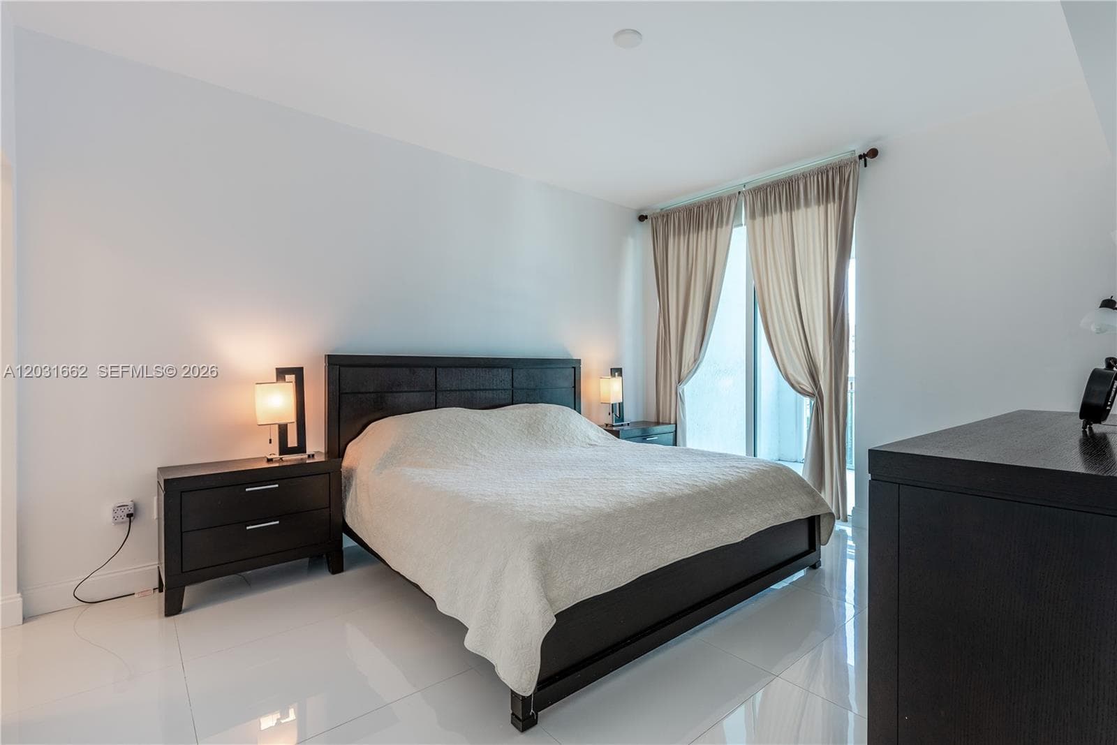 951 Brickell Ave # 705, Miami FL 33131 — 17