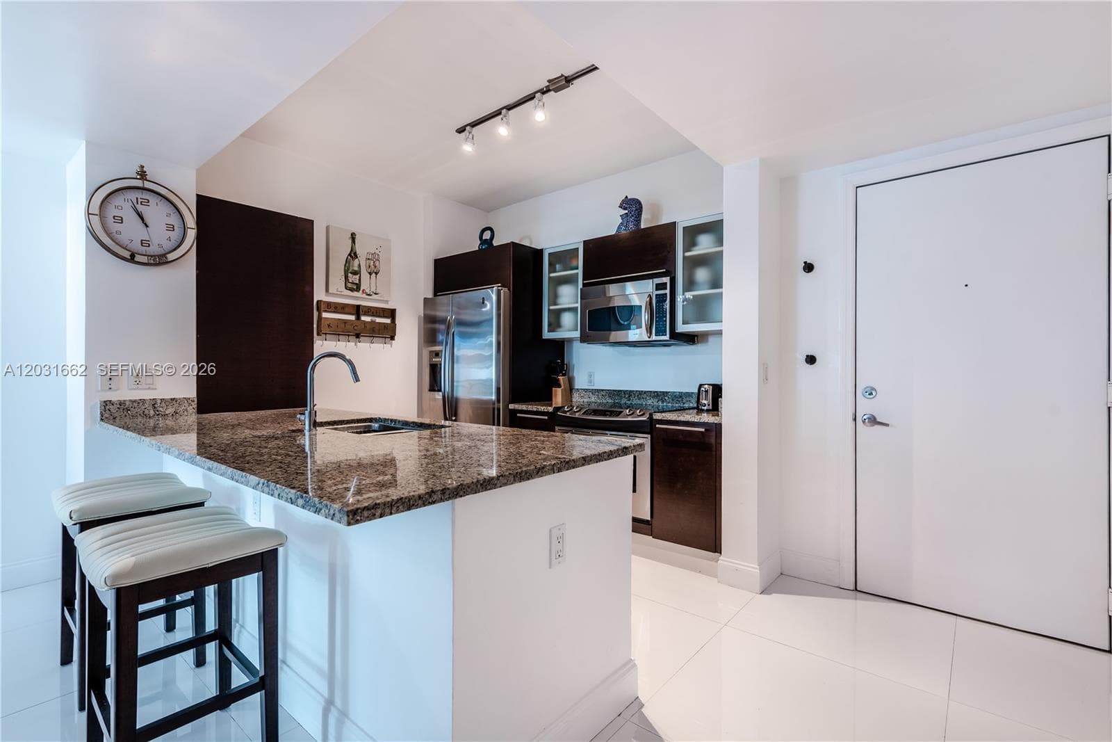 951 Brickell Ave # 705, Miami FL 33131 — 7