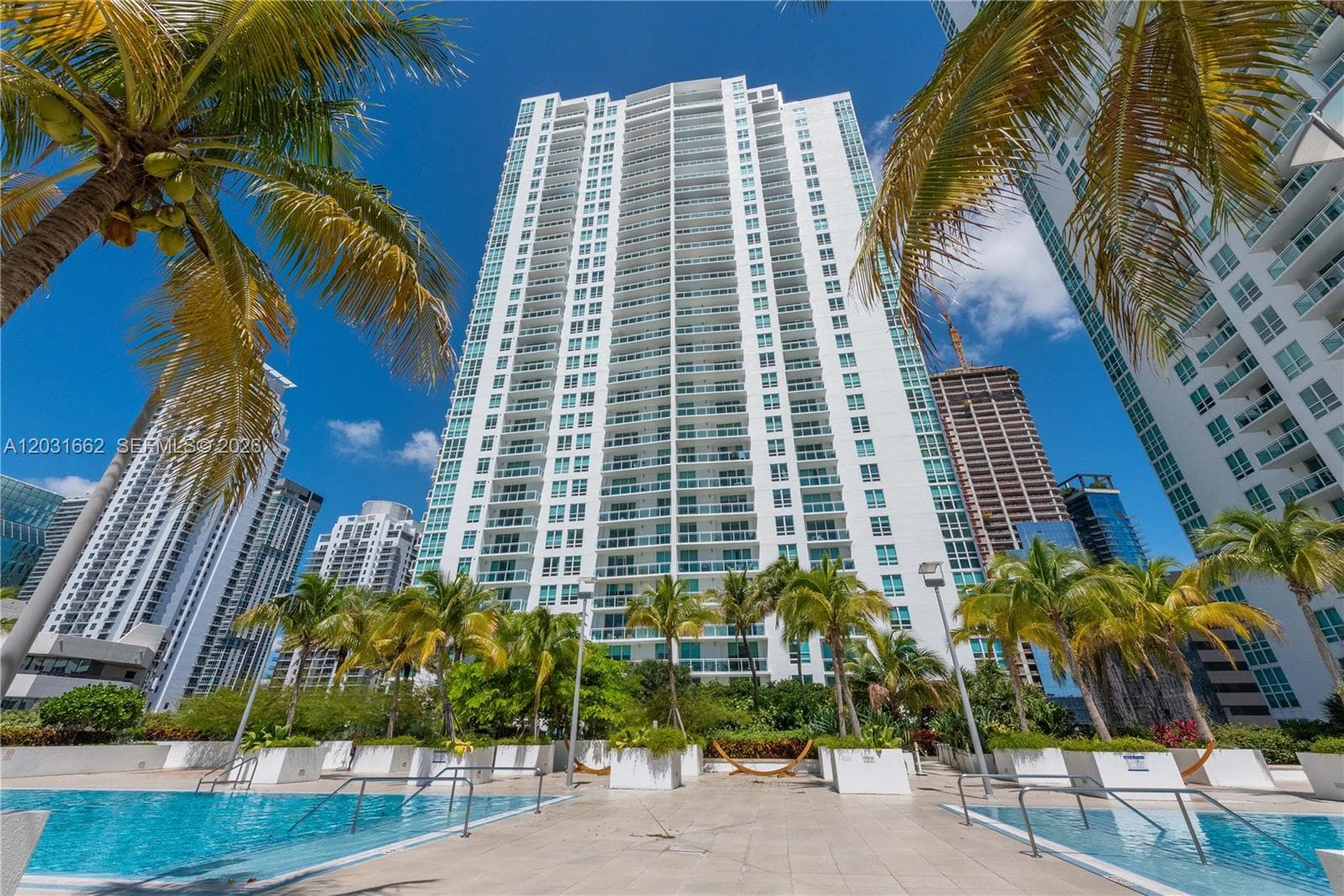 951 Brickell Ave # 705, Miami FL 33131 — 1