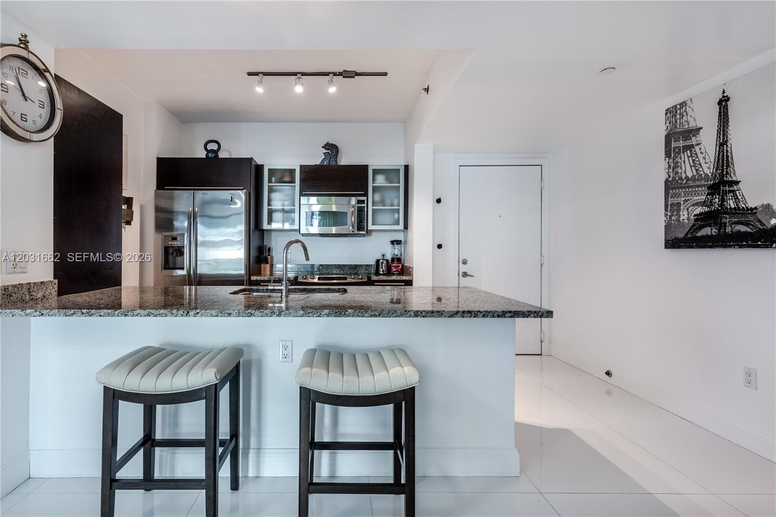 951 Brickell Ave # 705, Miami FL 33131 — 10