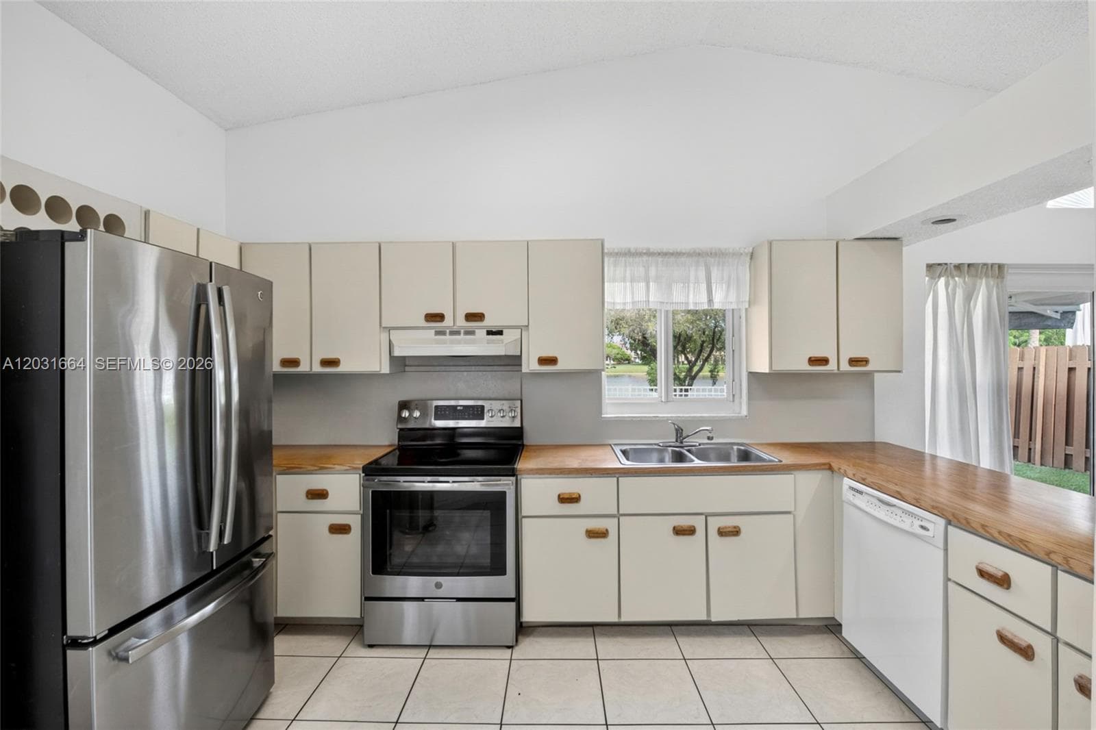 11038 SW 148th Pl, Miami FL 33196 — 16