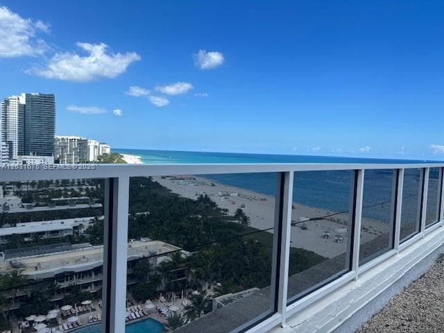 100 Lincoln Rd, Miami Beach FL 33139 — 29