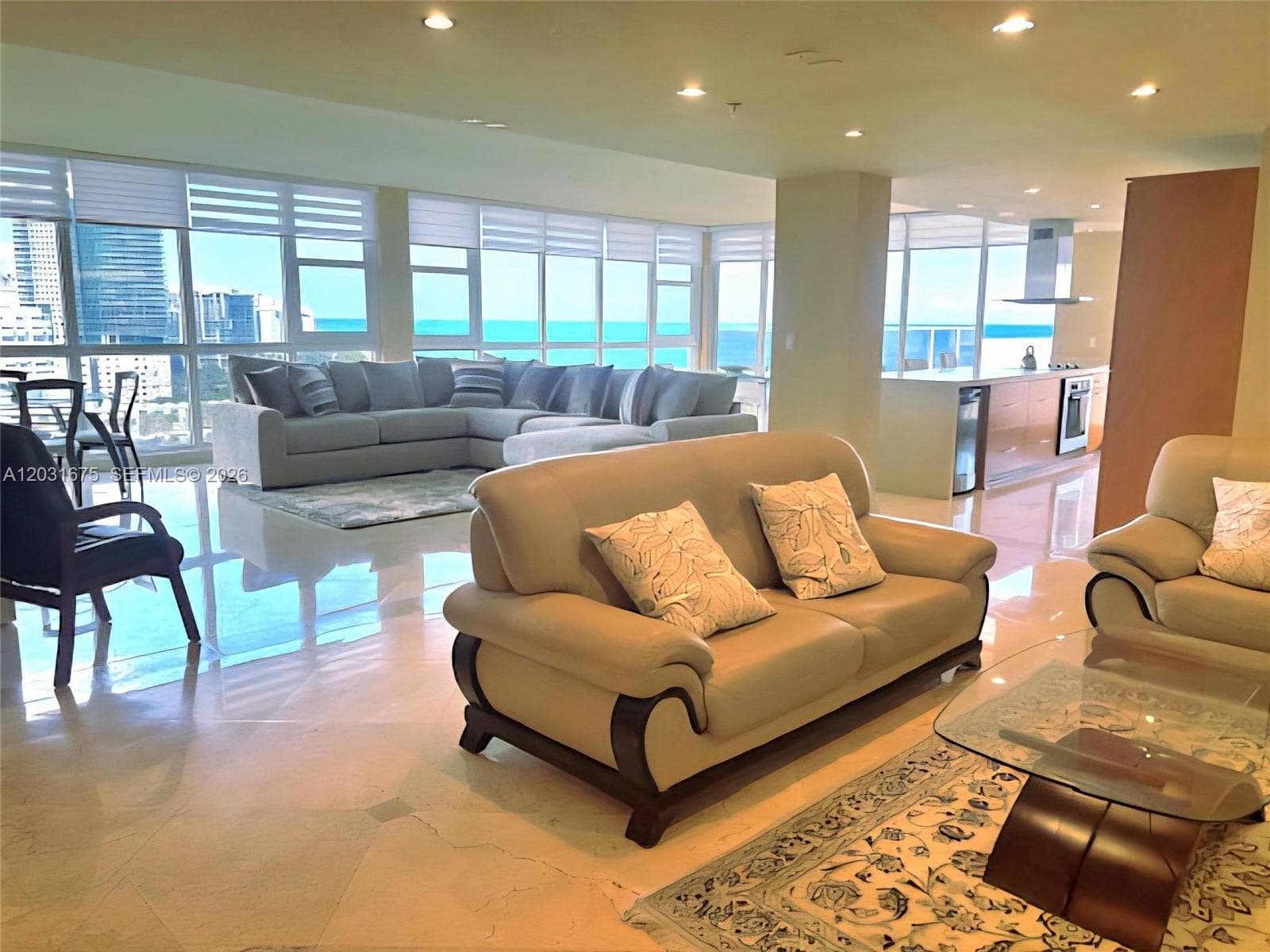100 Lincoln Rd, Miami Beach FL 33139 — 4