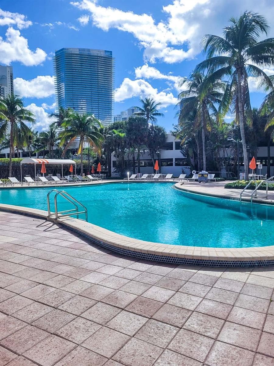 19380 Collins Ave # 1105, Sunny Isles Beach FL 33160 — 30
