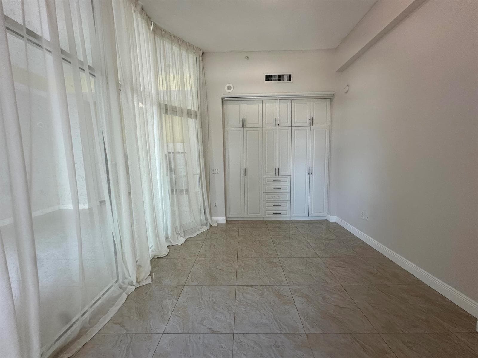 234 NE 3rd Street, Miami FL 33132 — 10