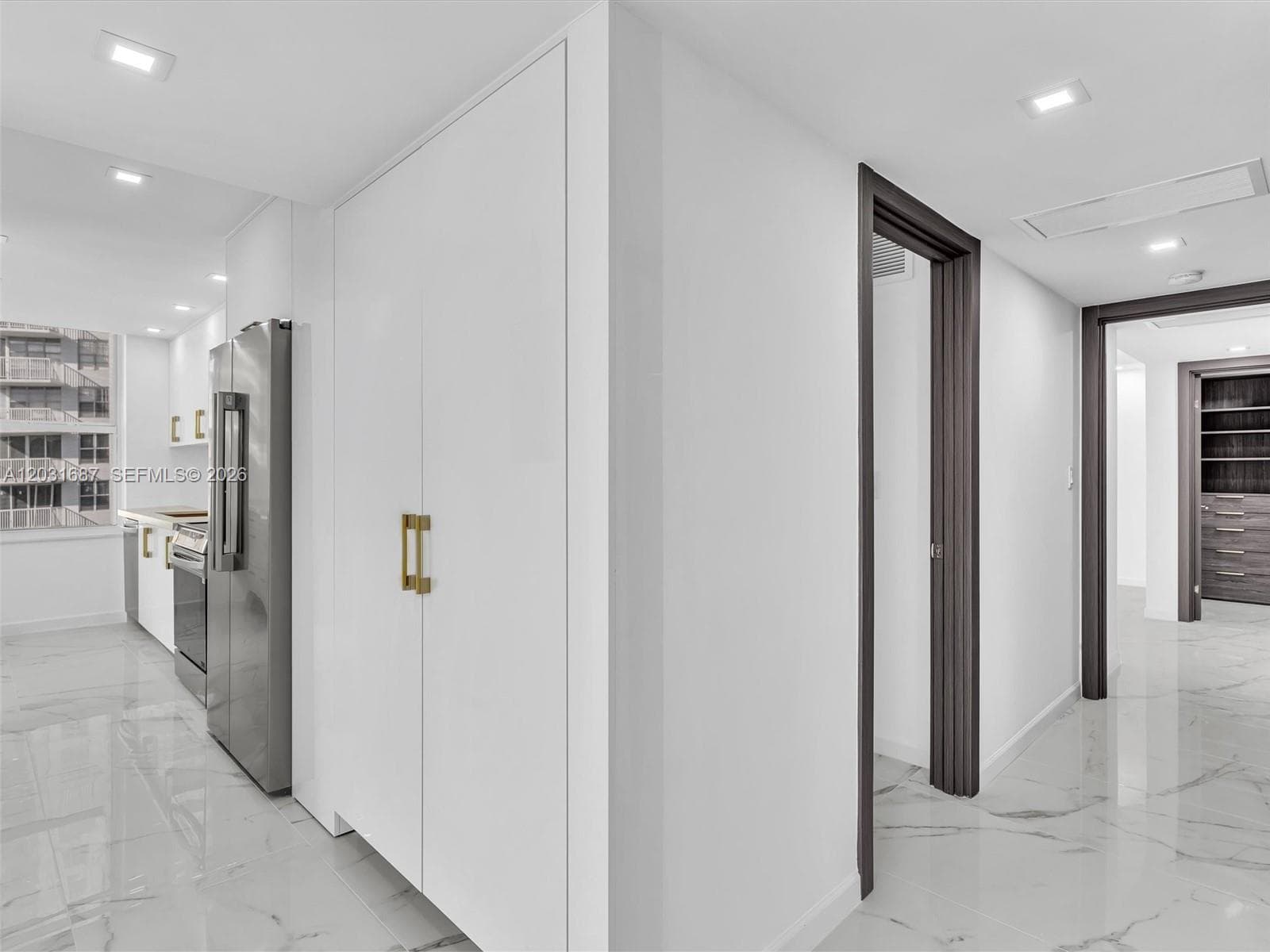 230 174th St # 712, Sunny Isles Beach FL 33160 — 18