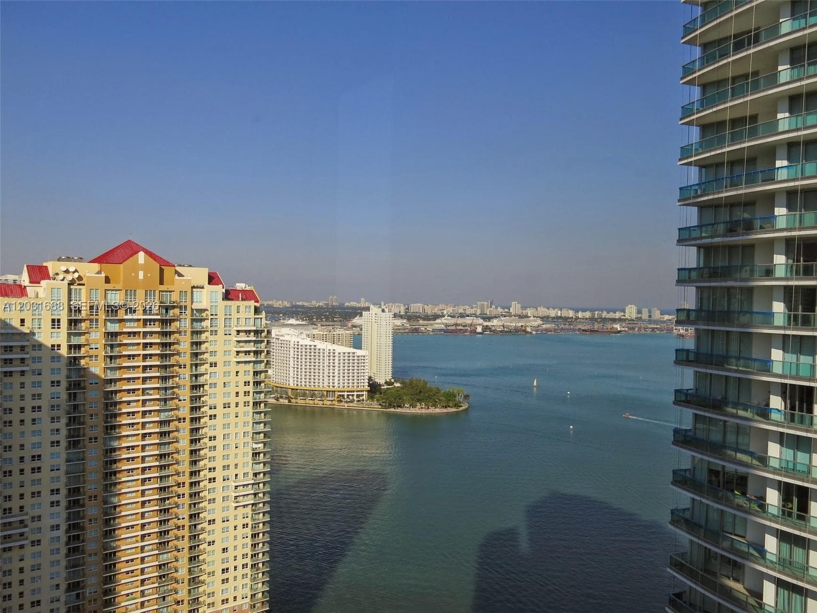 1300 Brickell Bay Dr # 3506, Miami FL 33131 — 30