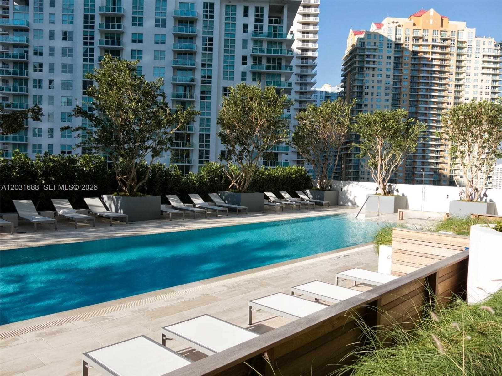 1300 Brickell Bay Dr # 3506, Miami FL 33131 — 25