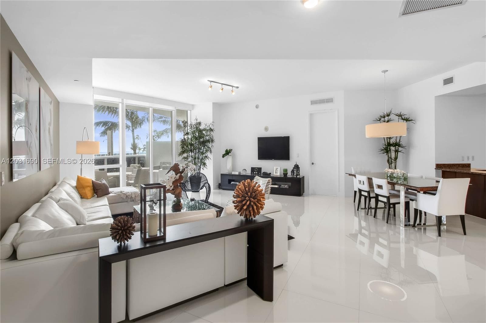 15811 Collins Ave # 403, Sunny Isles Beach FL 33160 — 1