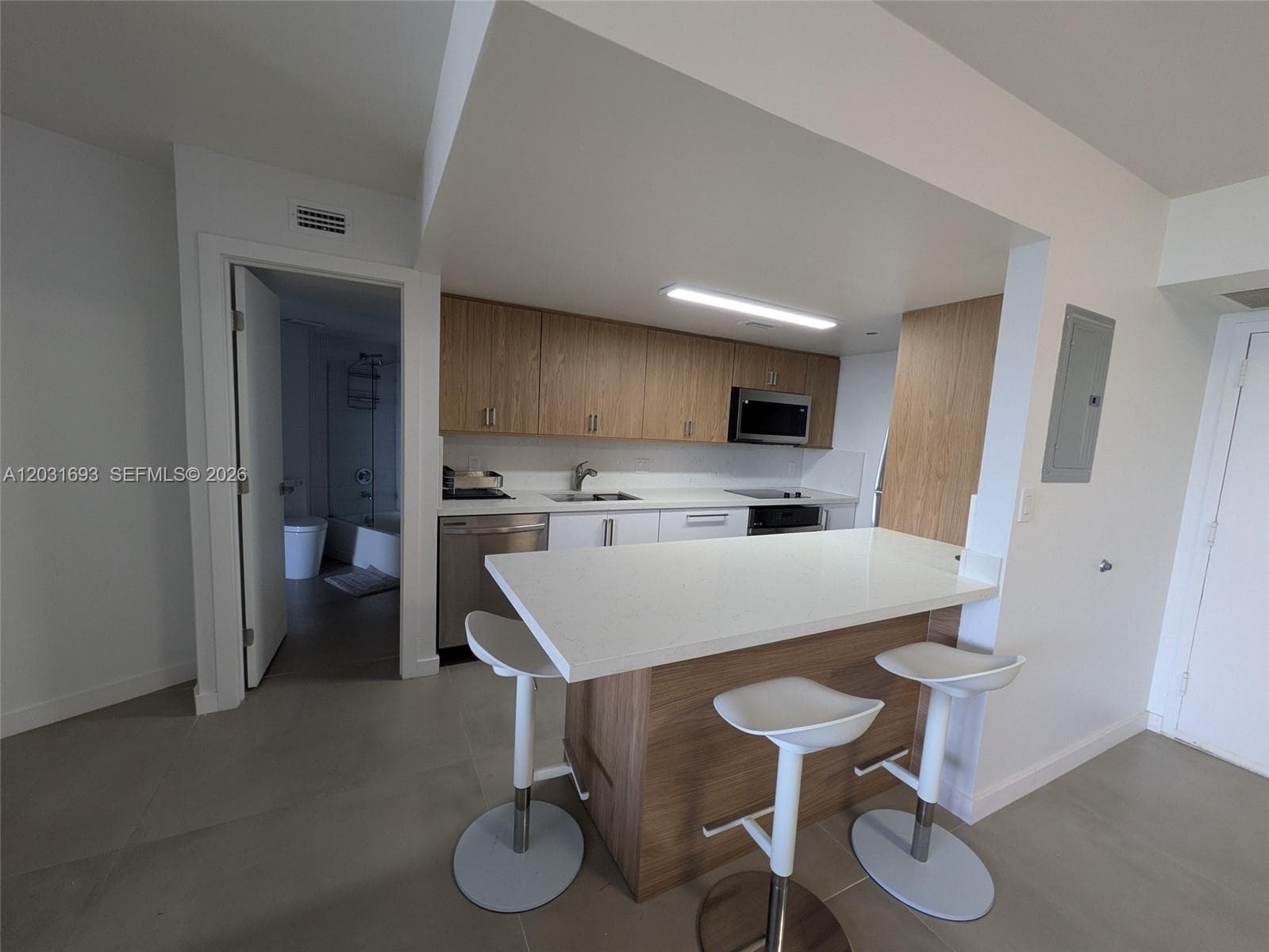 3300 NE 192nd St, Aventura FL 33180 — 6