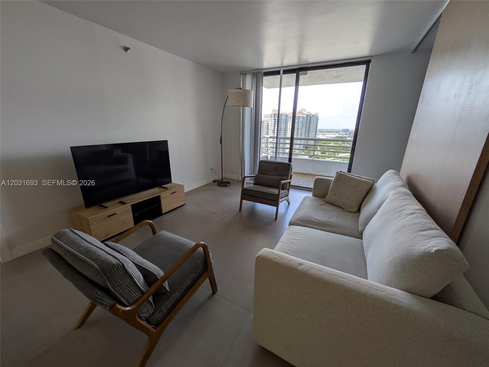 3300 NE 192nd St, Aventura FL 33180 — 5