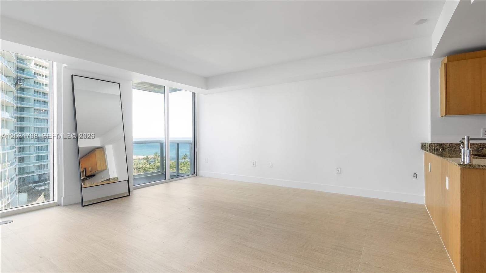 10275 Collins Ave # 905, Bal Harbour FL 33154 — 6