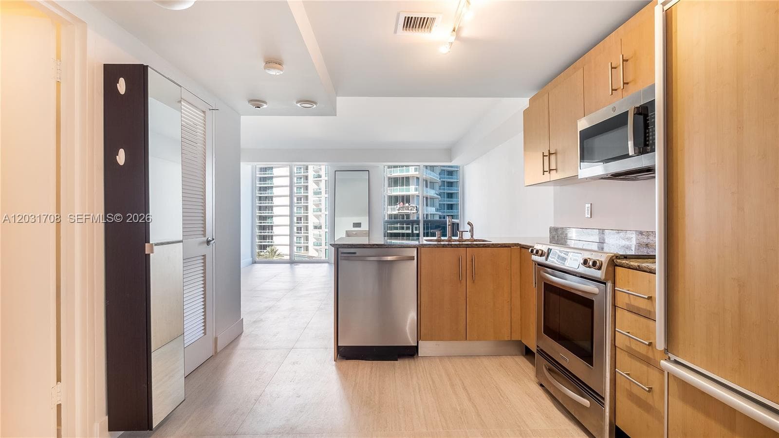 10275 Collins Ave # 905, Bal Harbour FL 33154 — 10