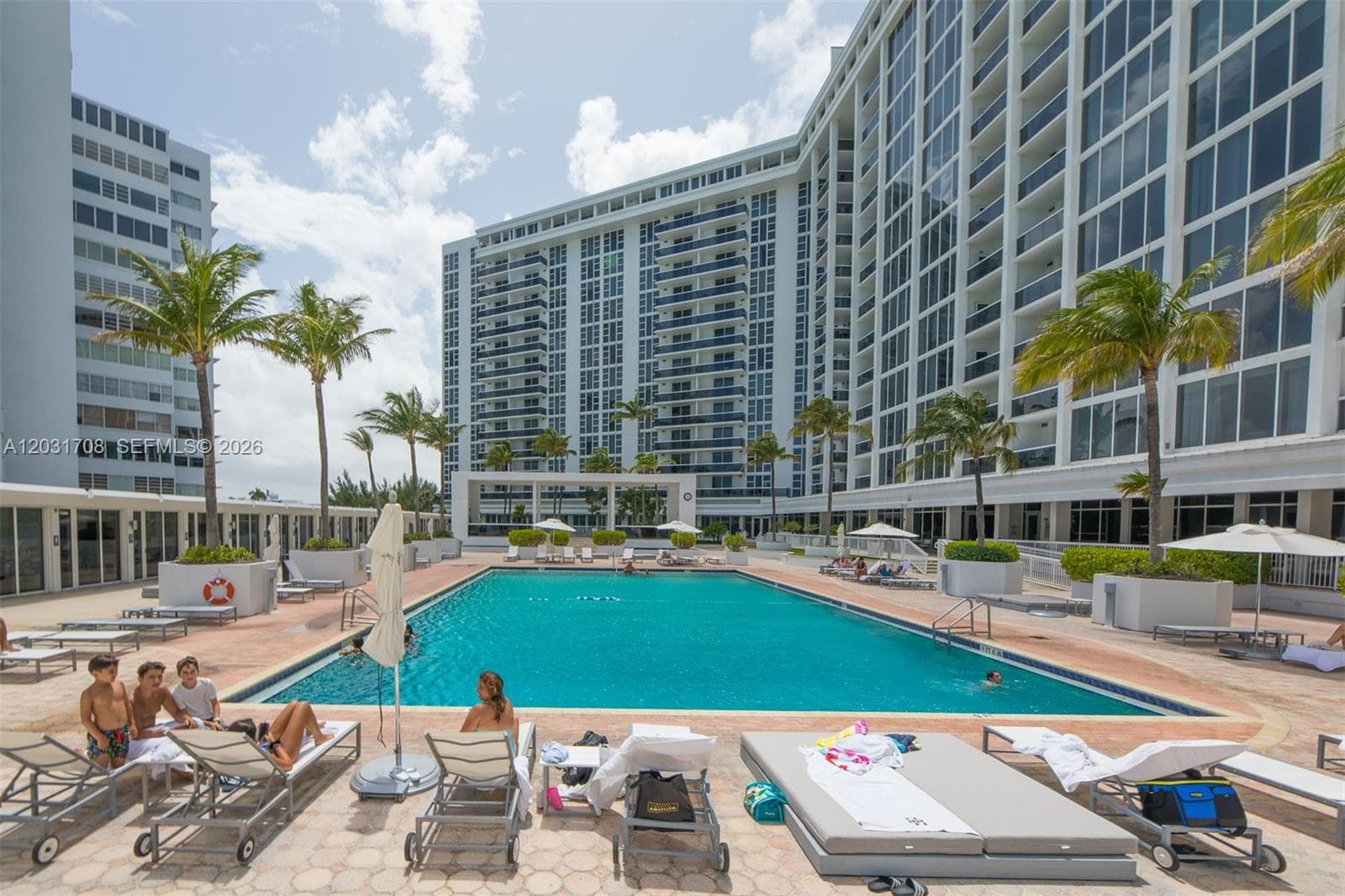 10275 Collins Ave # 905, Bal Harbour FL 33154 — 33