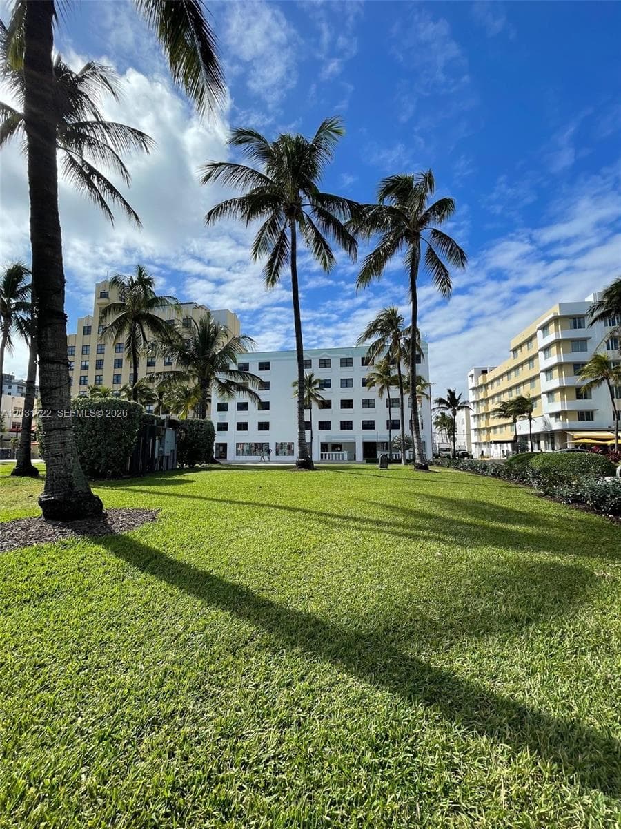 1390 OCEAN DRIVE # 201, Miami Beach FL 33139 — 2