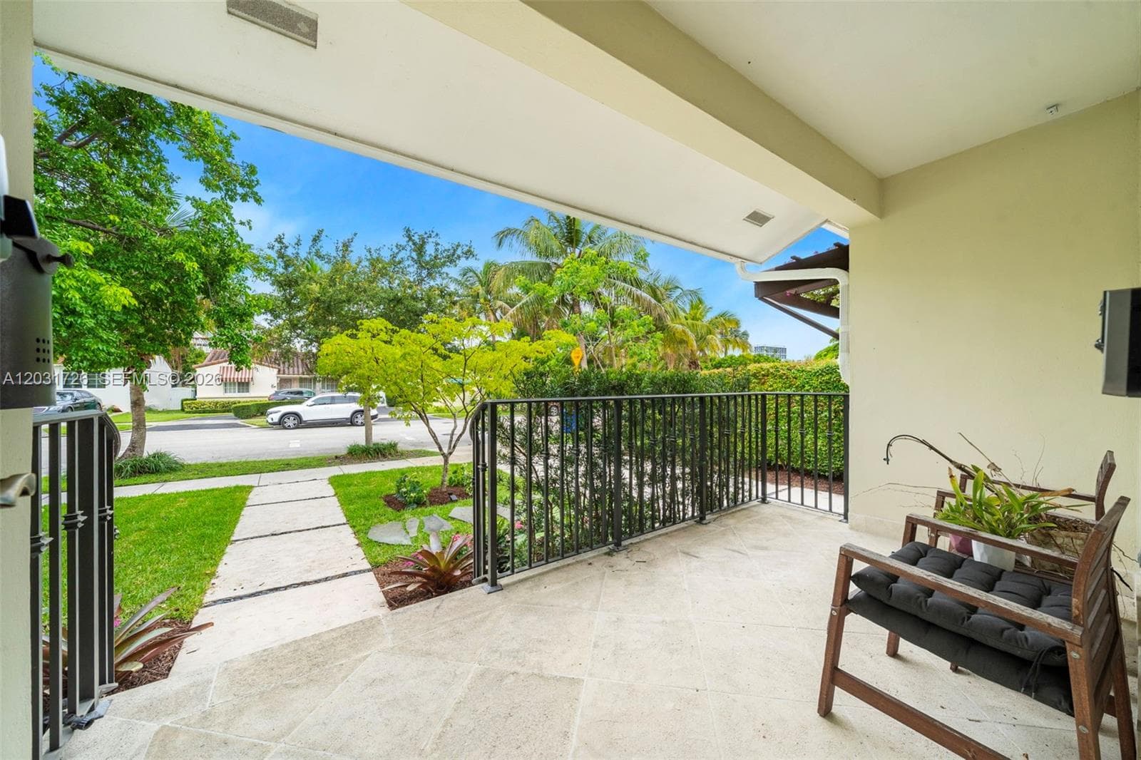 2241 SW 25th Ter, Miami FL 33133 — 34