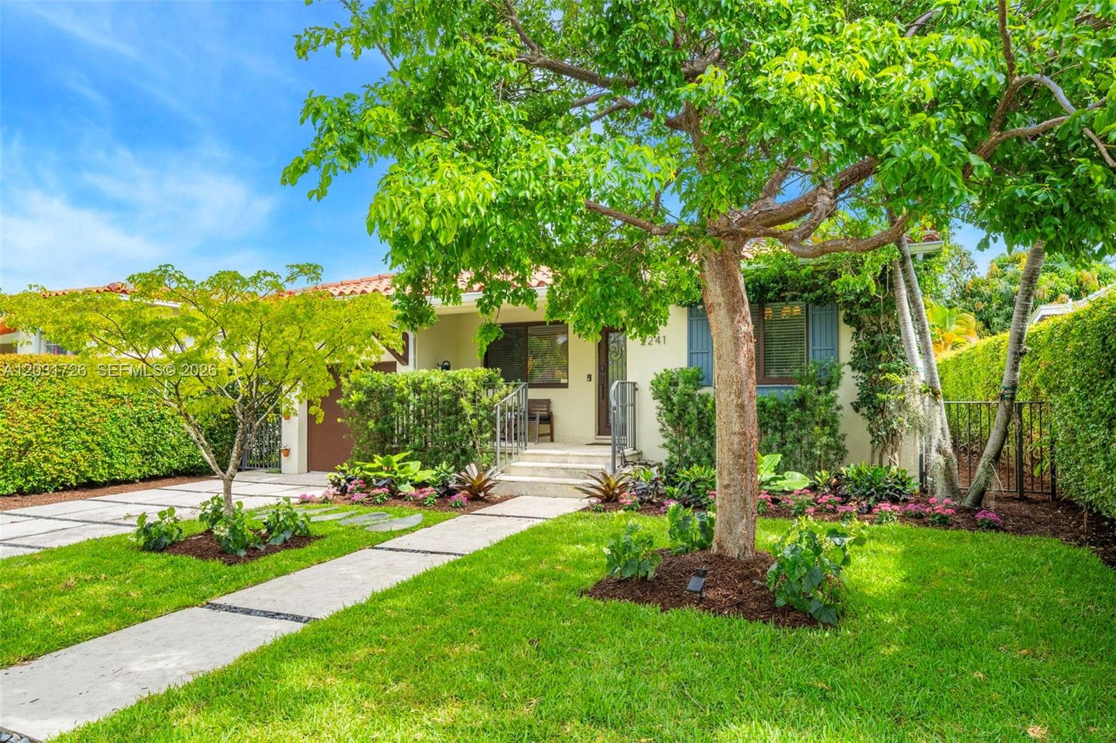 2241 SW 25th Ter, Miami FL 33133 — 31