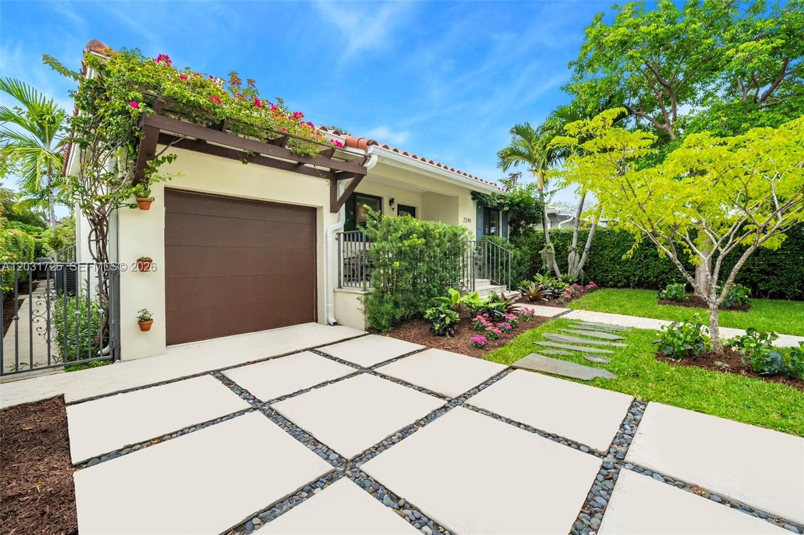 2241 SW 25th Ter, Miami FL 33133 — 4