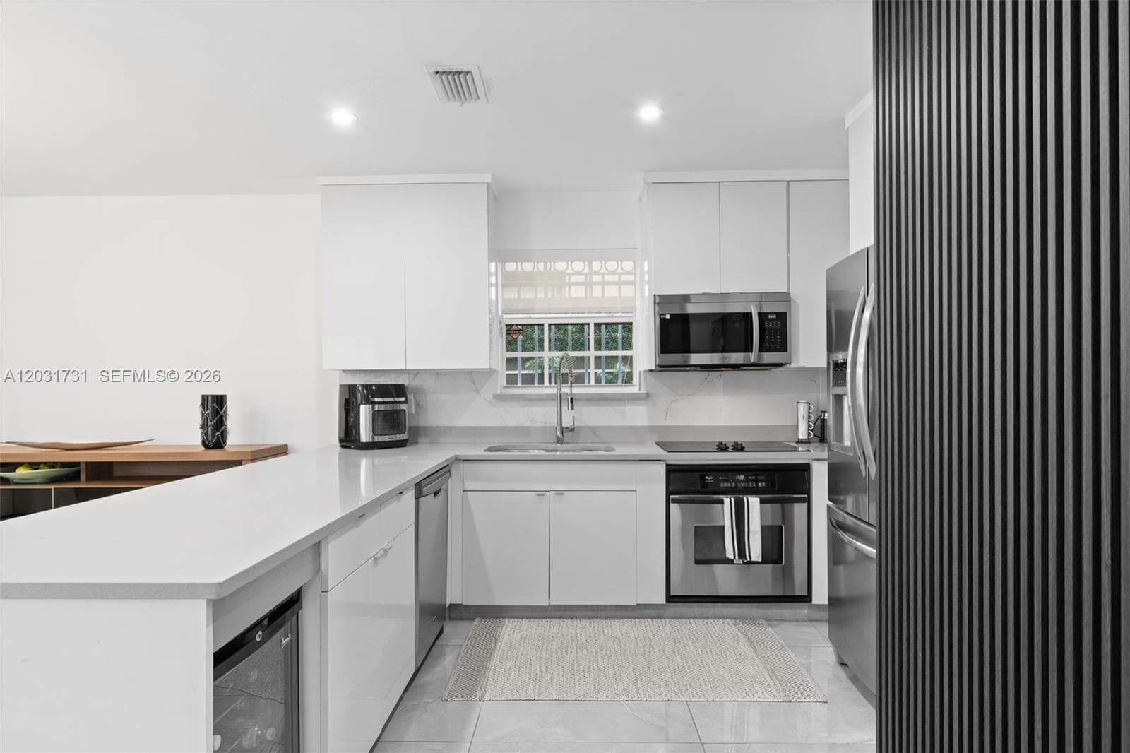 2752 SW 11th St, Miami FL 33135 — 6