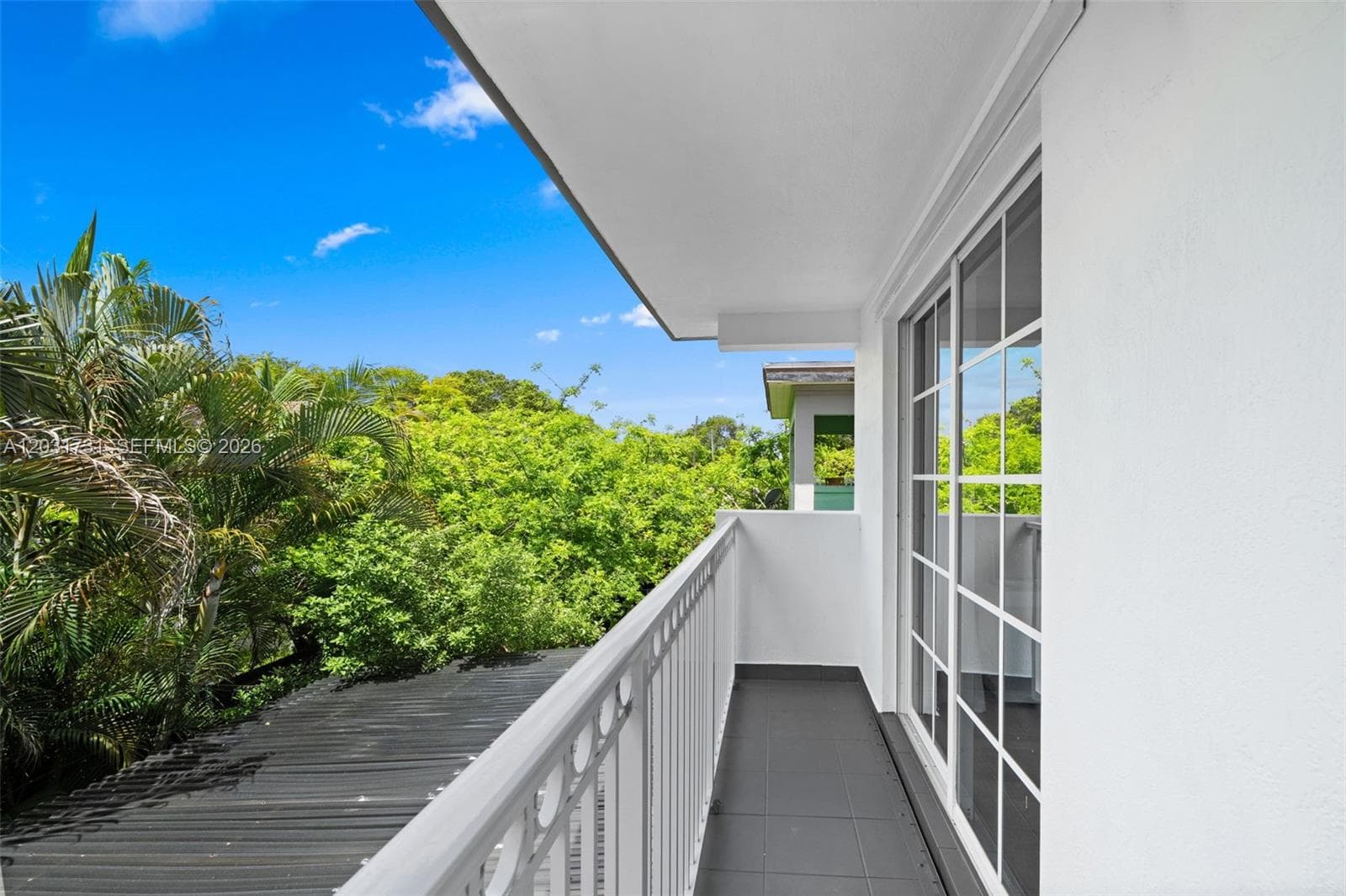 2752 SW 11th St, Miami FL 33135 — 33