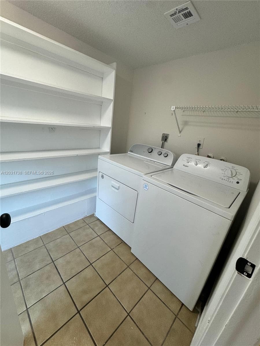 16498 NE 26th Ave # 12, North Miami Beach FL 33160 — 12
