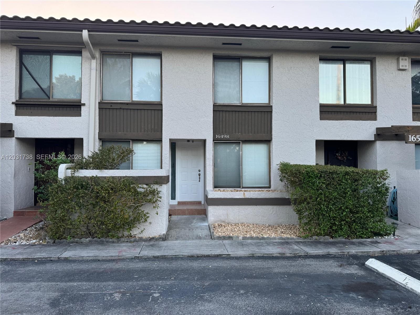 16498 NE 26th Ave # 12, North Miami Beach FL 33160 — 1