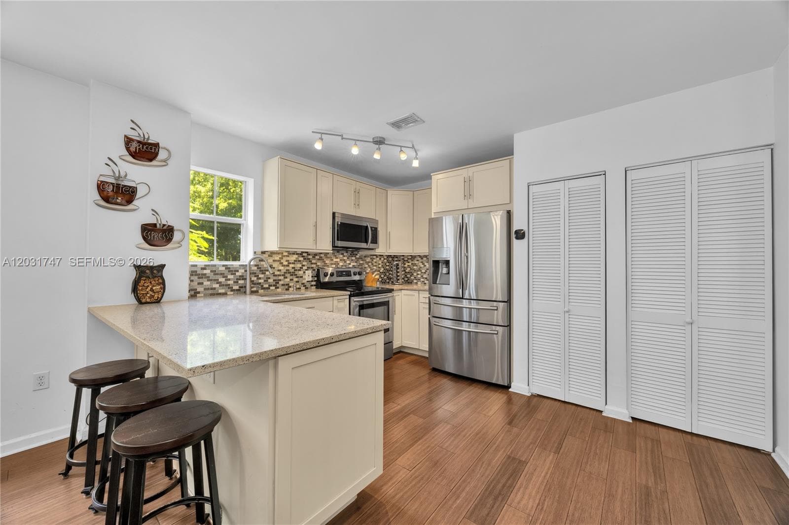 2850 Coconut Ave # 15, Miami FL 33133 — 16
