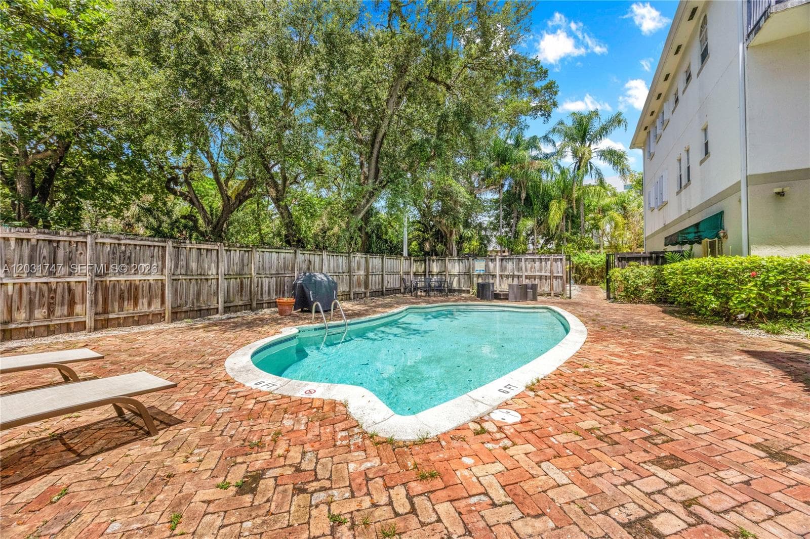 2850 Coconut Ave # 15, Miami FL 33133 — 30