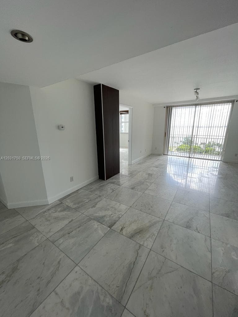770 Claughton Island Dr # 1504, Miami FL 33131 — 4