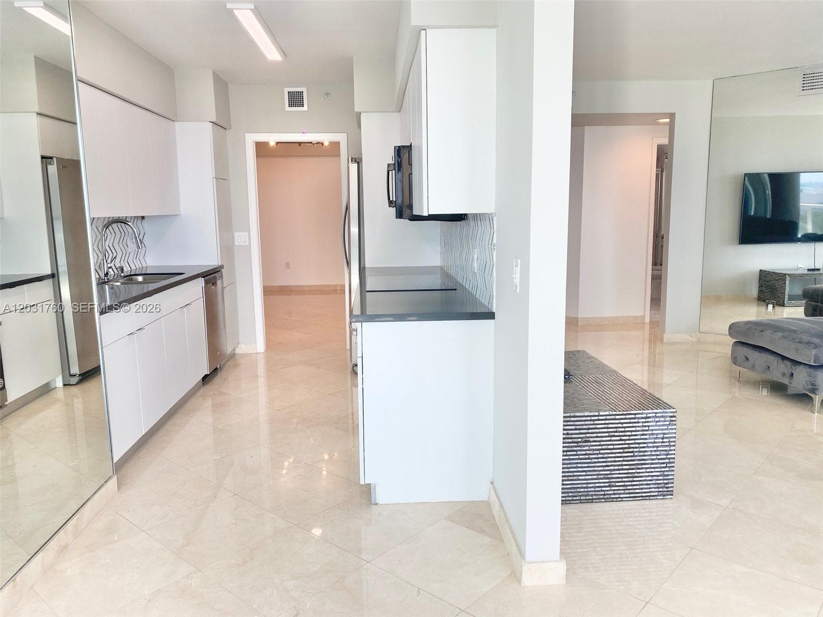 16400 Collins Ave # 542, Sunny Isles Beach FL 33160 — 17