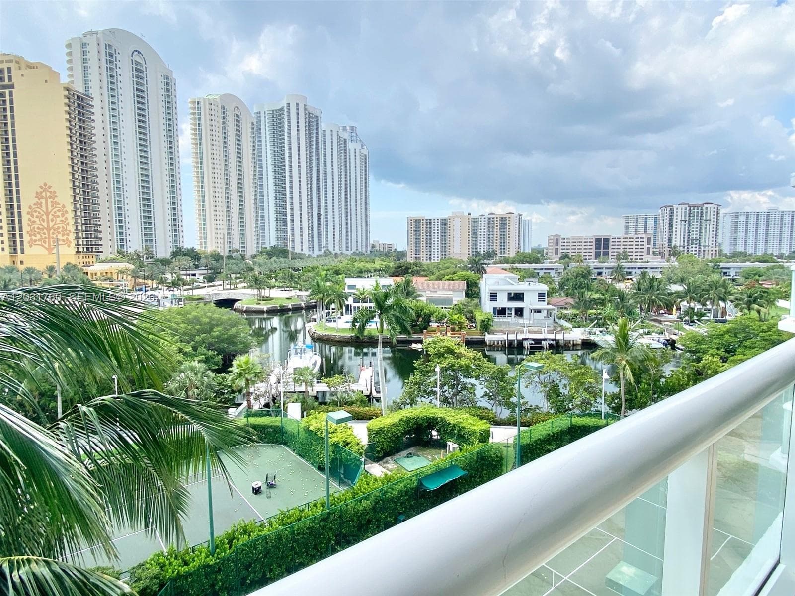 16400 Collins Ave # 542, Sunny Isles Beach FL 33160 — 30