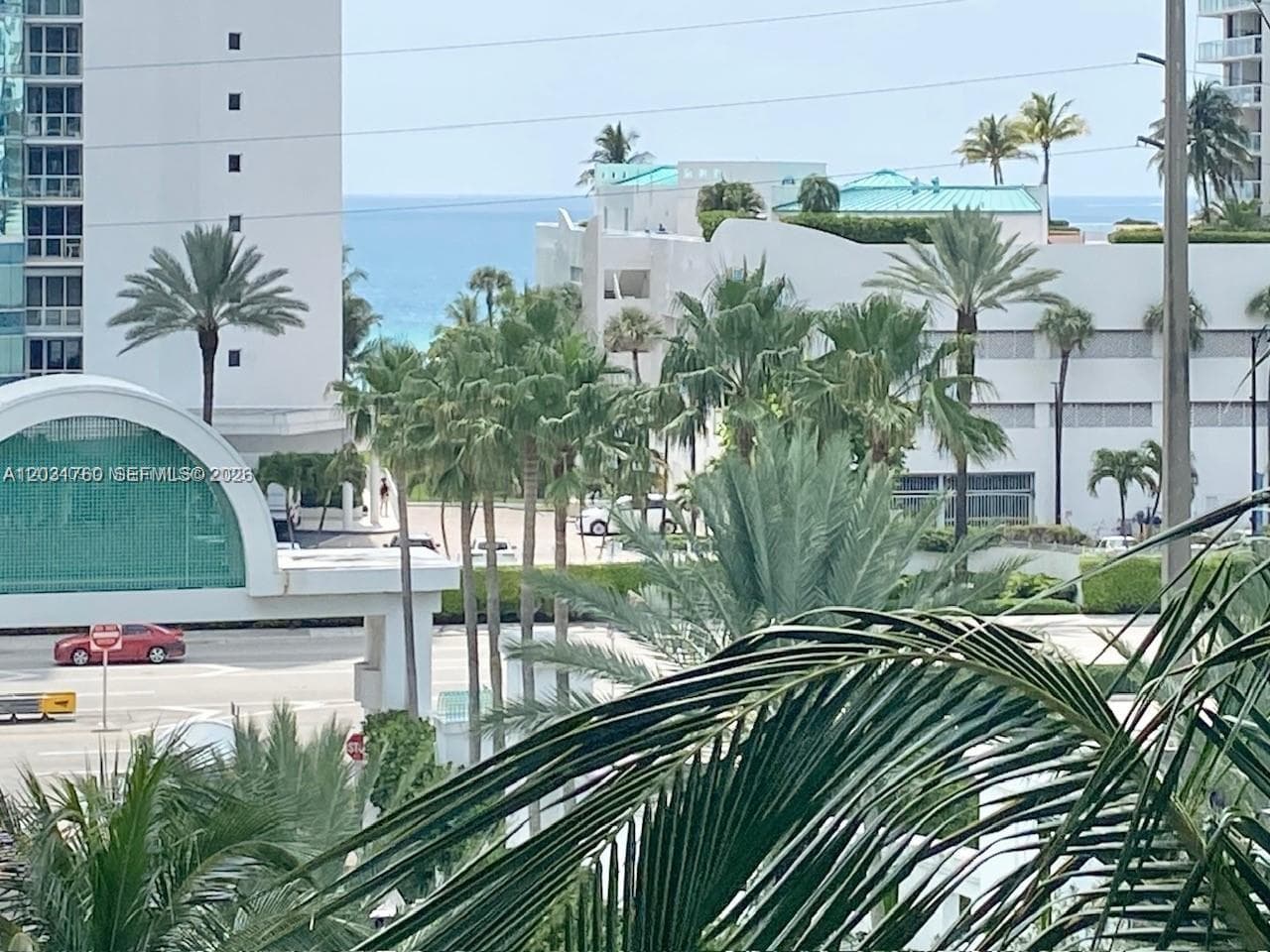 16400 Collins Ave # 542, Sunny Isles Beach FL 33160 — 31