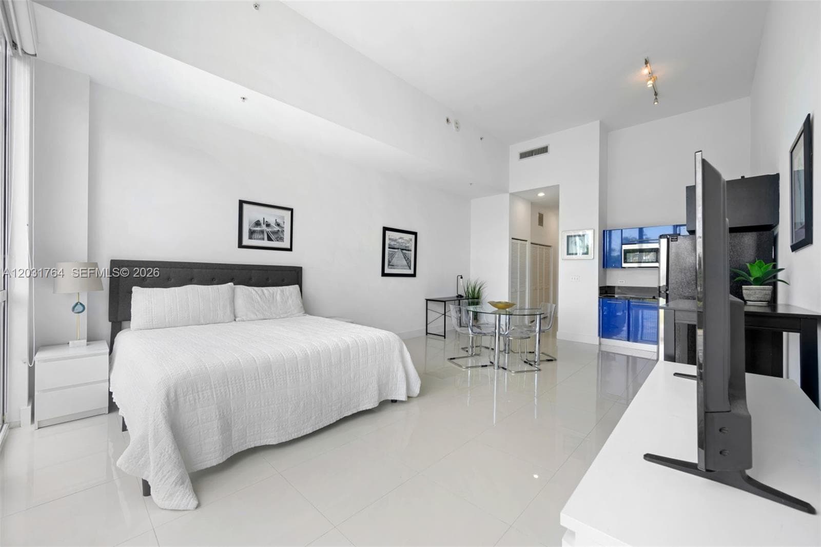 253 NE 2nd St # 231, Miami FL 33132 — 3