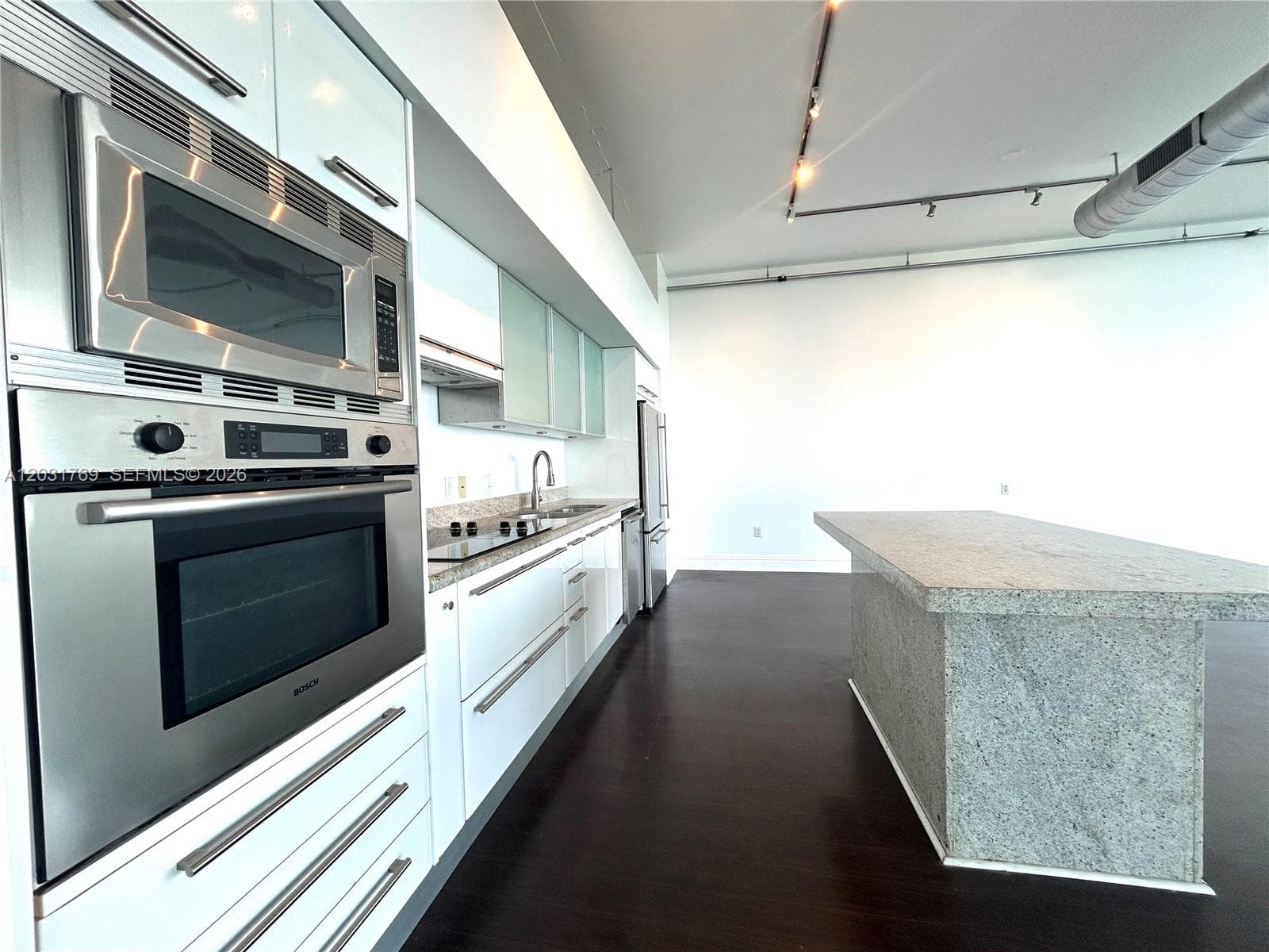 7934 West Dr # 705, North Bay Village FL 33141 — 20