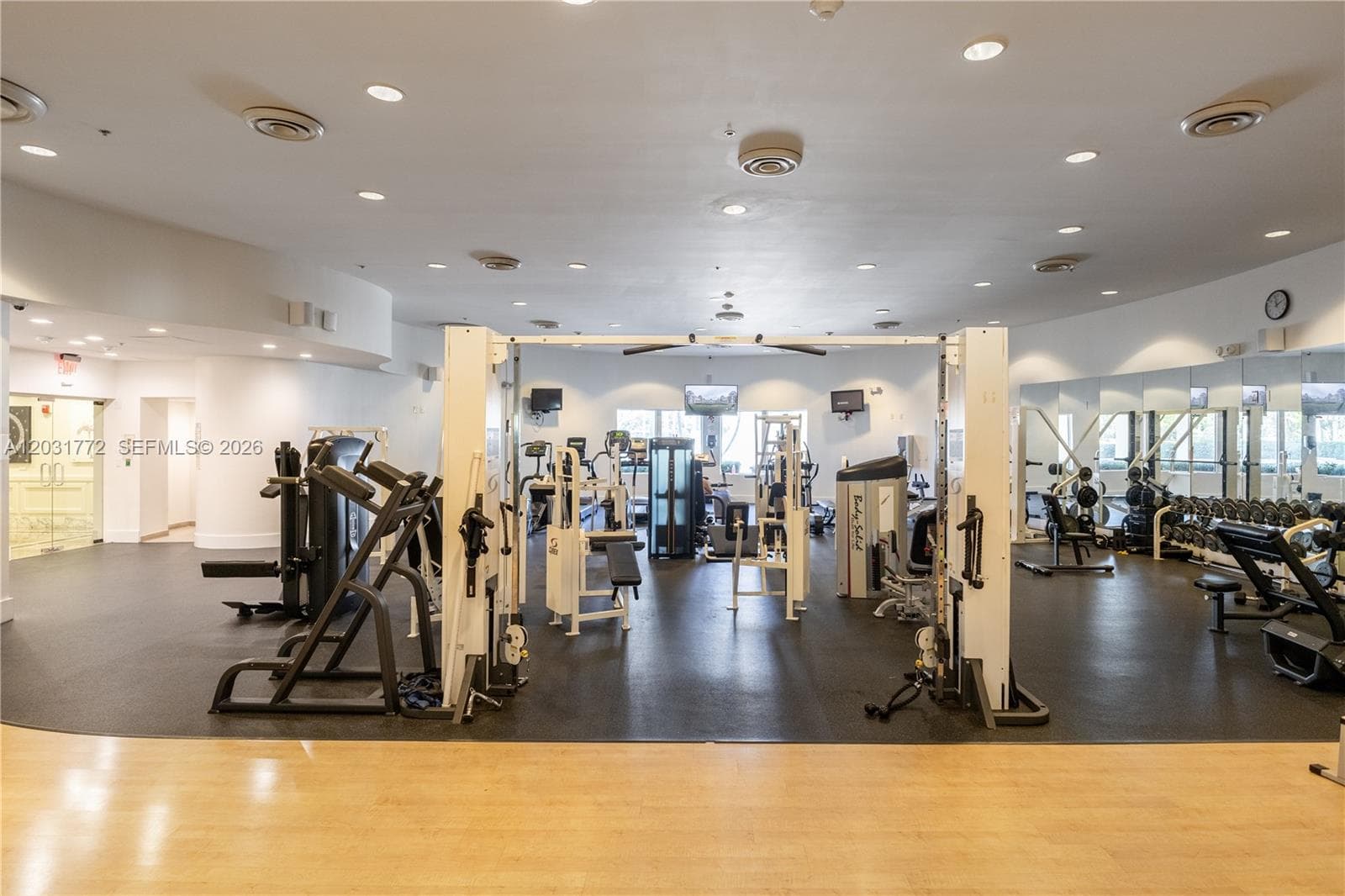 5600 Collins Ave # 14R, Miami Beach FL 33140 — 25