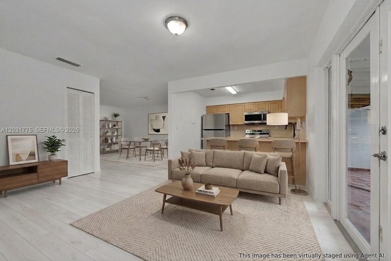 23 NW 109th Ave, Miami FL 33172 — 13