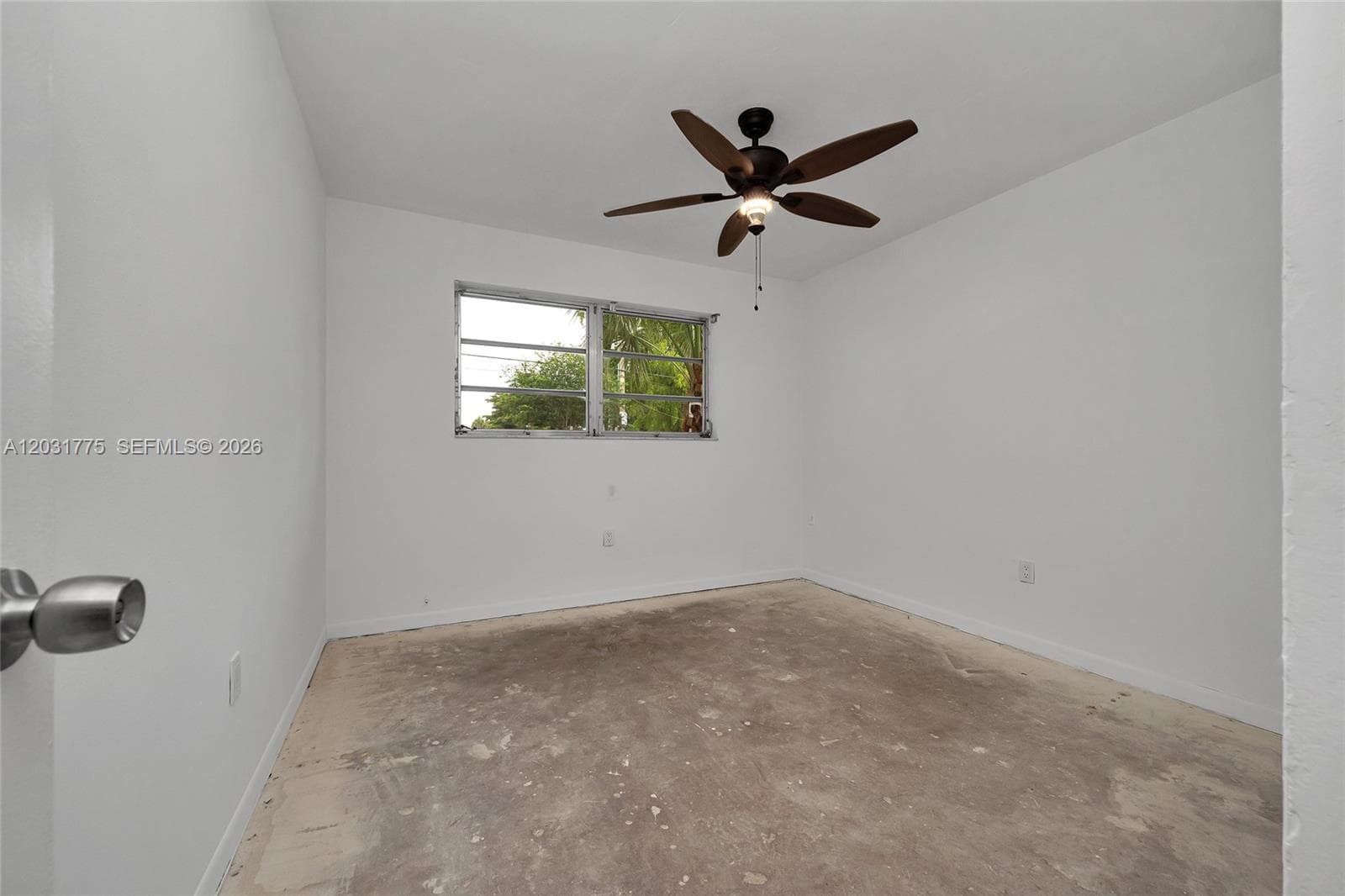 23 NW 109th Ave, Miami FL 33172 — 32