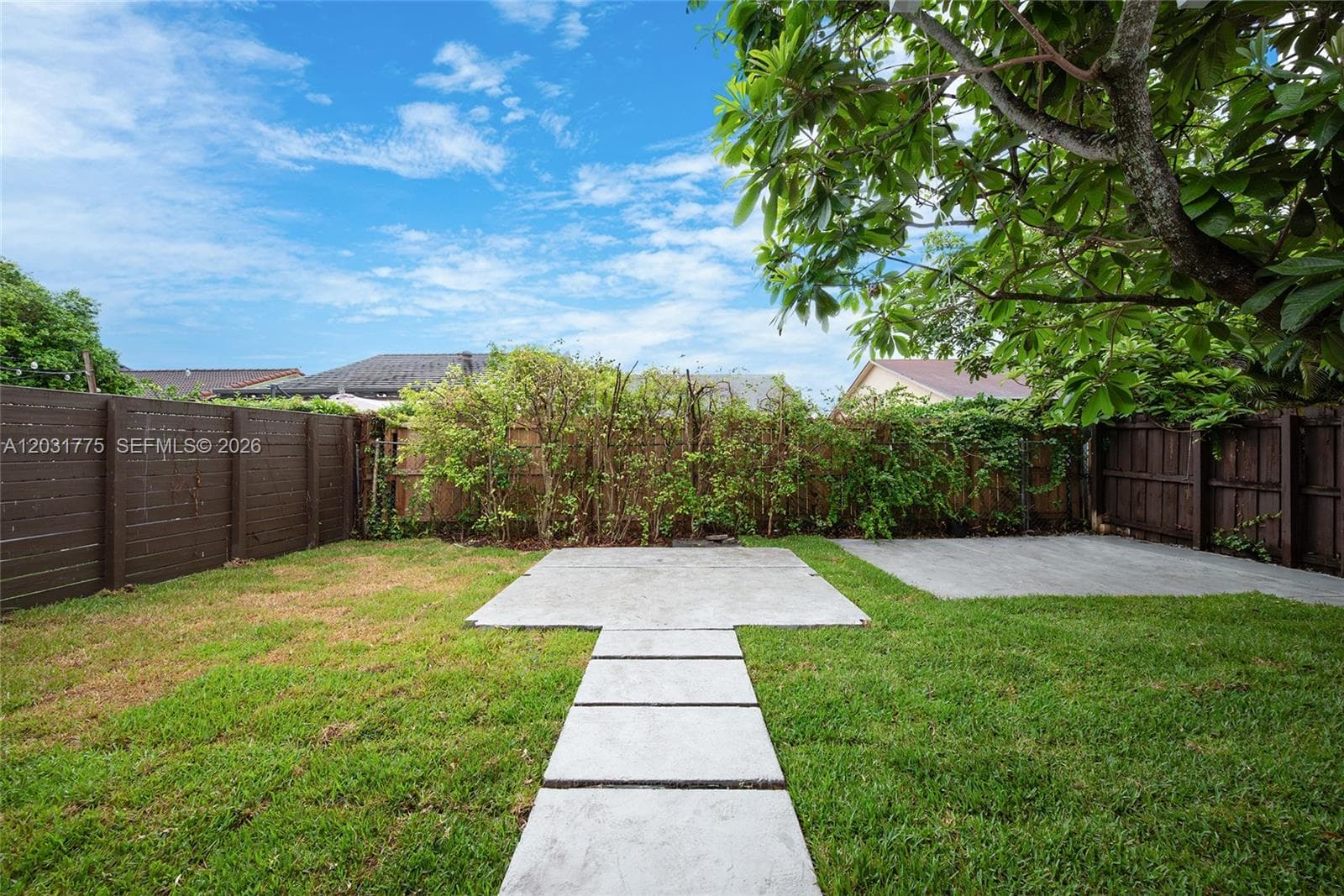 23 NW 109th Ave, Miami FL 33172 — 38