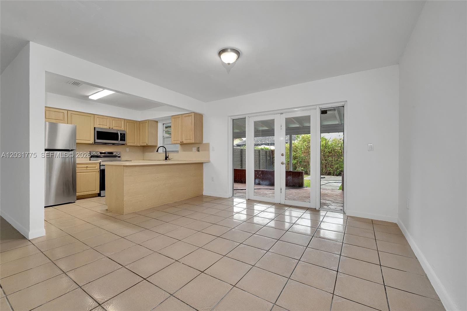 23 NW 109th Ave, Miami FL 33172 — 14