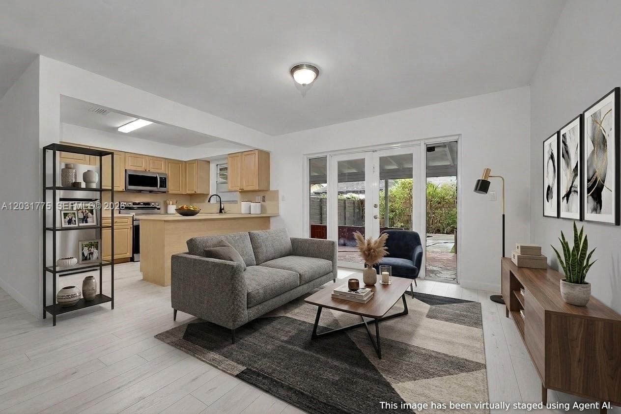 23 NW 109th Ave, Miami FL 33172 — 15