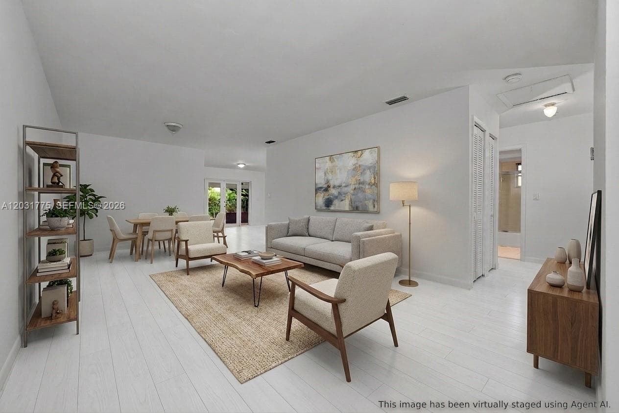 23 NW 109th Ave, Miami FL 33172 — 4