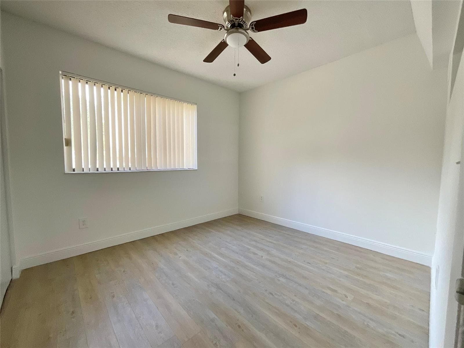 9517 Fontainebleau Boulevard # 224, Miami FL 33172 — 7
